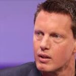 Paramount demanda a Warner para que detalle ante los tribunales el acuerdo con Netflix