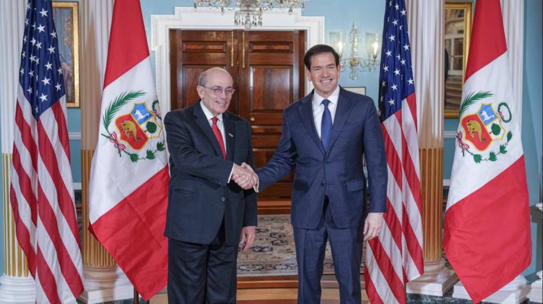 Hugo de Zela y Marco Rubio