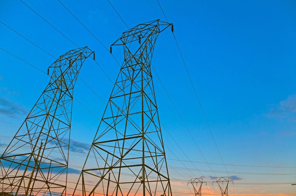 Transmisión eléctrica