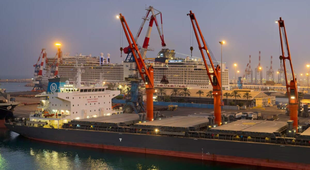 La flota fantasma que alimenta las guerras de Israel