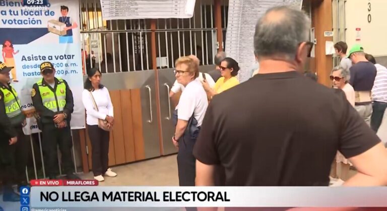 No llega material electoral