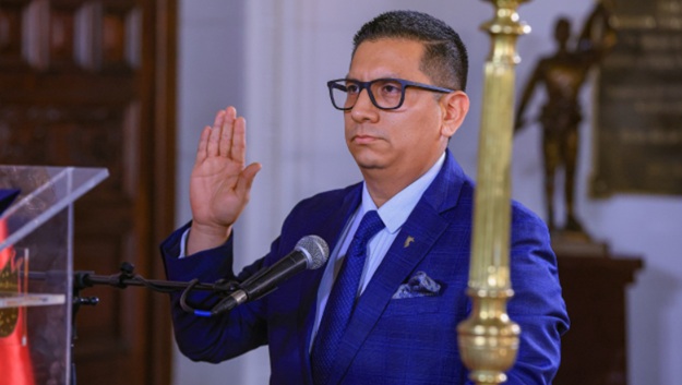 Freddy Solano ministro