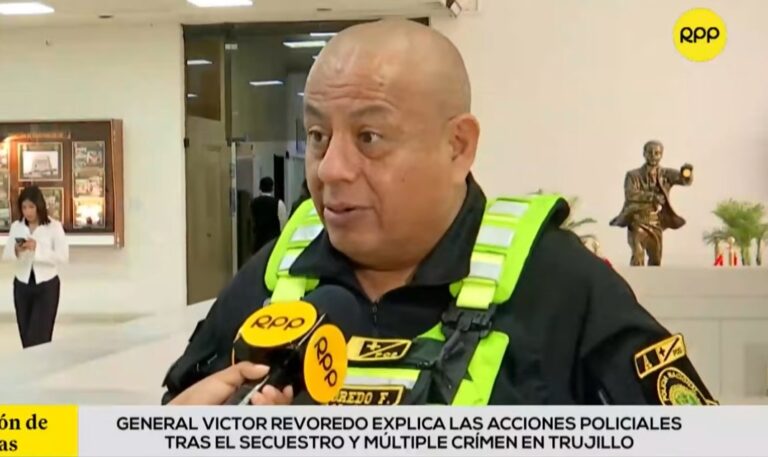 Víctor Revoredo