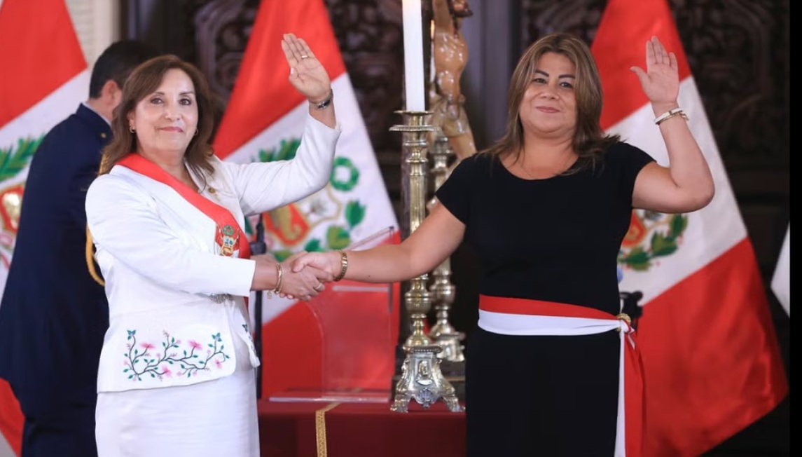 Dina Boluarte y Jennifer Contreras