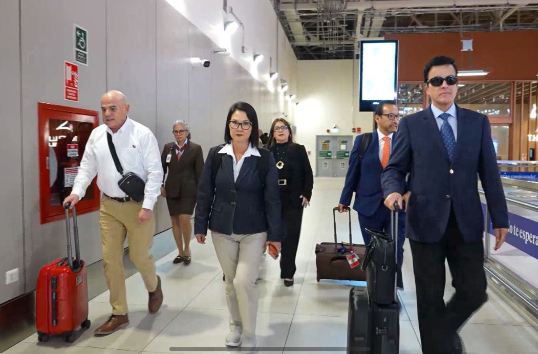 Keiko Fujimori de viaje